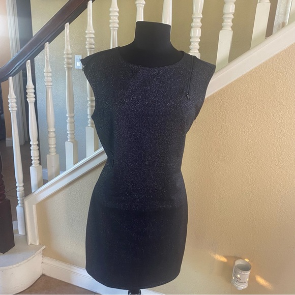 Jennifer Lopez Dresses & Skirts - JLO midi shimmer dress EUC